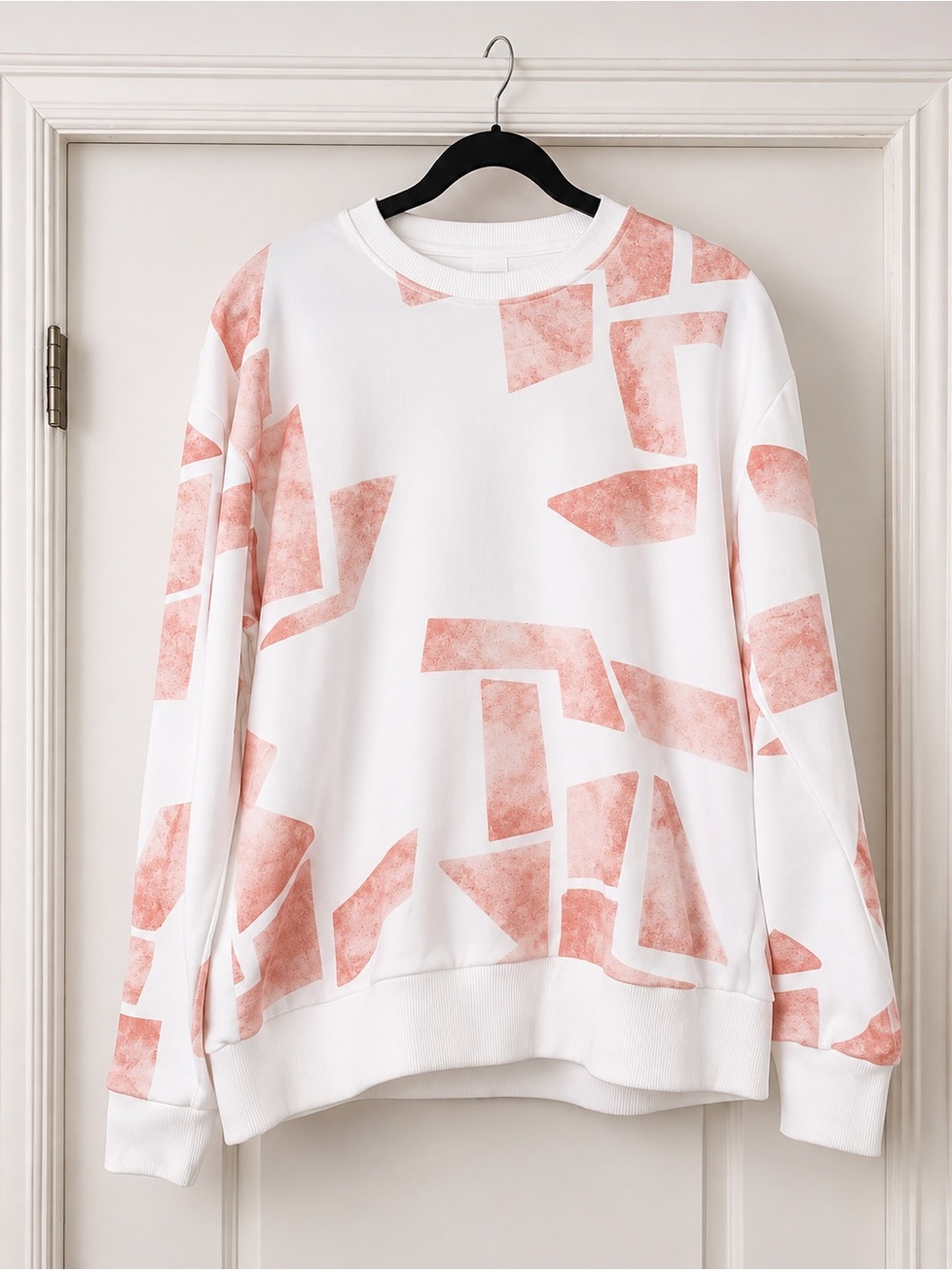 Zara White Sweatshirt with Dusty Pink Geometric Print